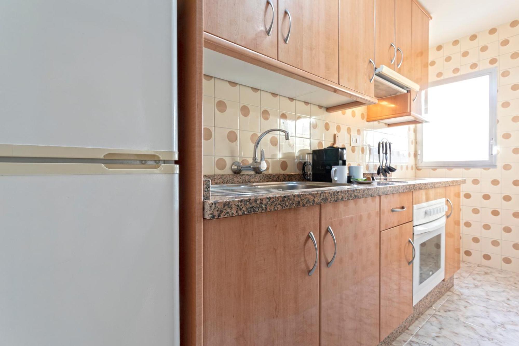 1004 - Beachfront Apartment On El Paseo, 4 Pers - Air Conditionning - Wi-Fi - Smart Tv Альмуньекар Экстерьер фото