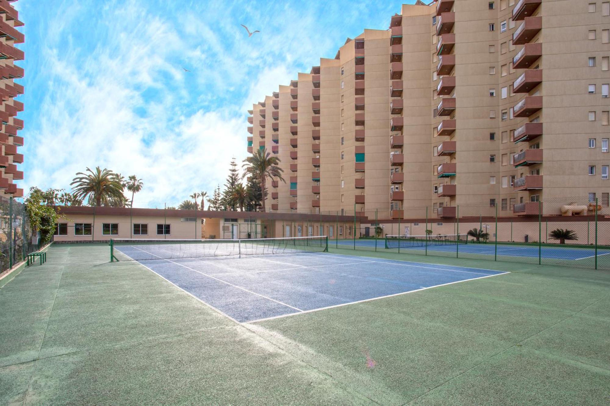 1004 - Beachfront Apartment On El Paseo, 4 Pers - Air Conditionning - Wi-Fi - Smart Tv Альмуньекар Экстерьер фото