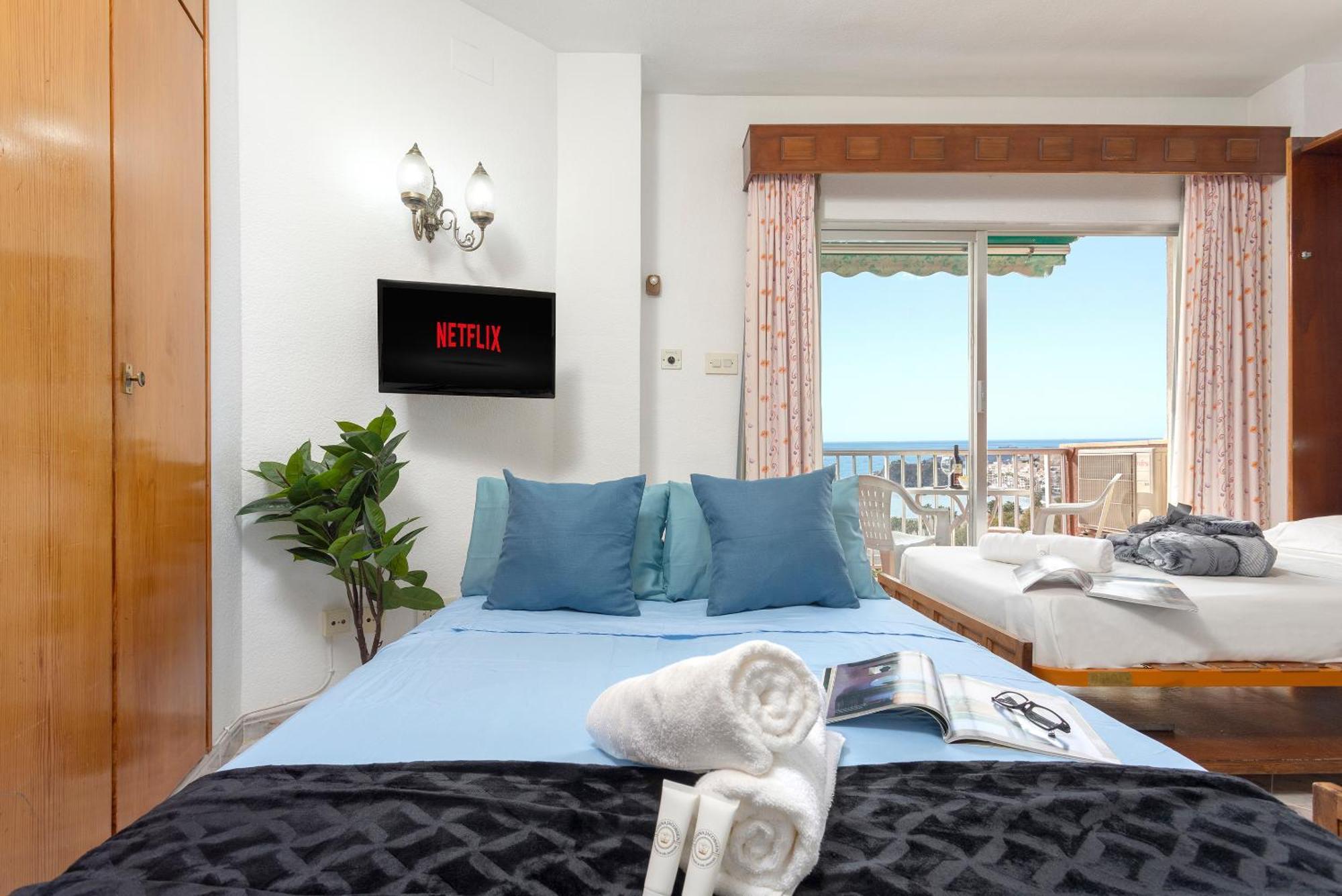 1004 - Beachfront Apartment On El Paseo, 4 Pers - Air Conditionning - Wi-Fi - Smart Tv Альмуньекар Экстерьер фото